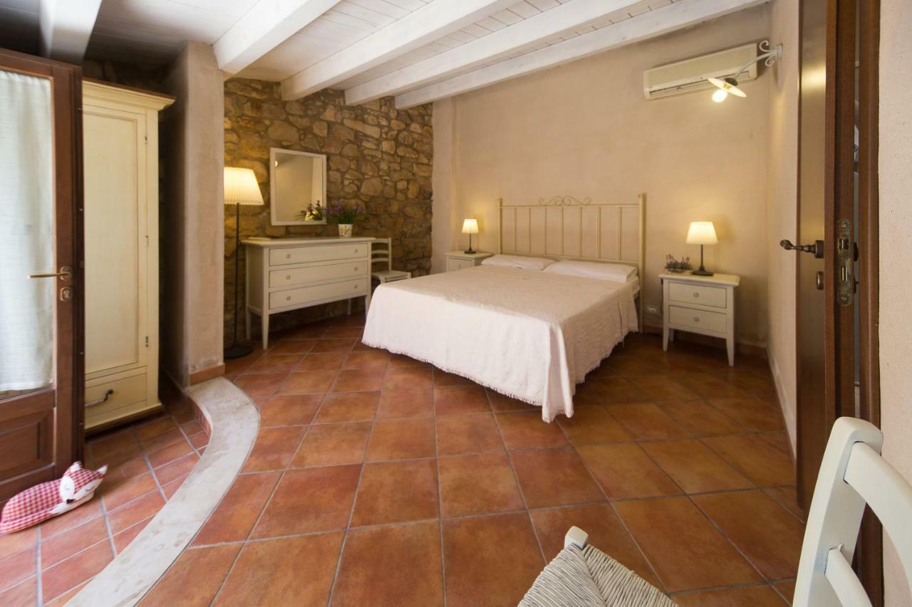 Casale Del Coccio Guest House Scicli Luaran gambar