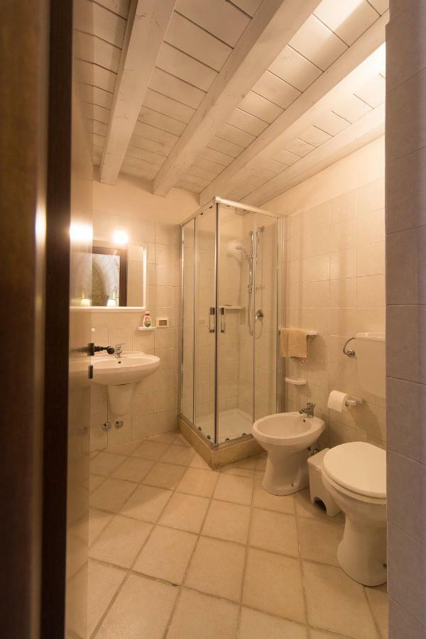 Casale Del Coccio Guest House Scicli Luaran gambar