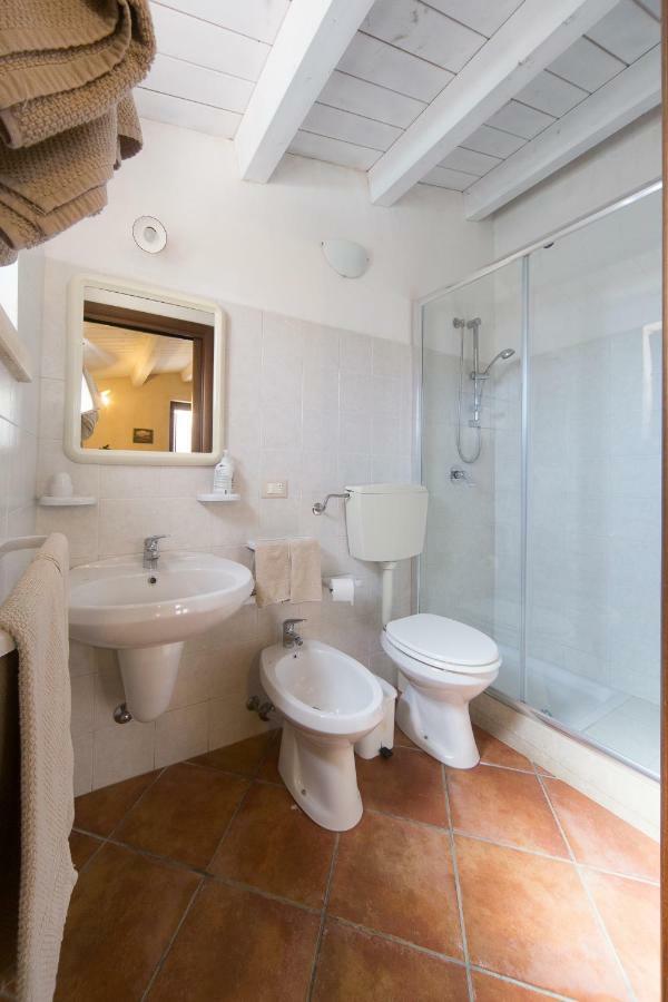 Casale Del Coccio Guest House Scicli Luaran gambar