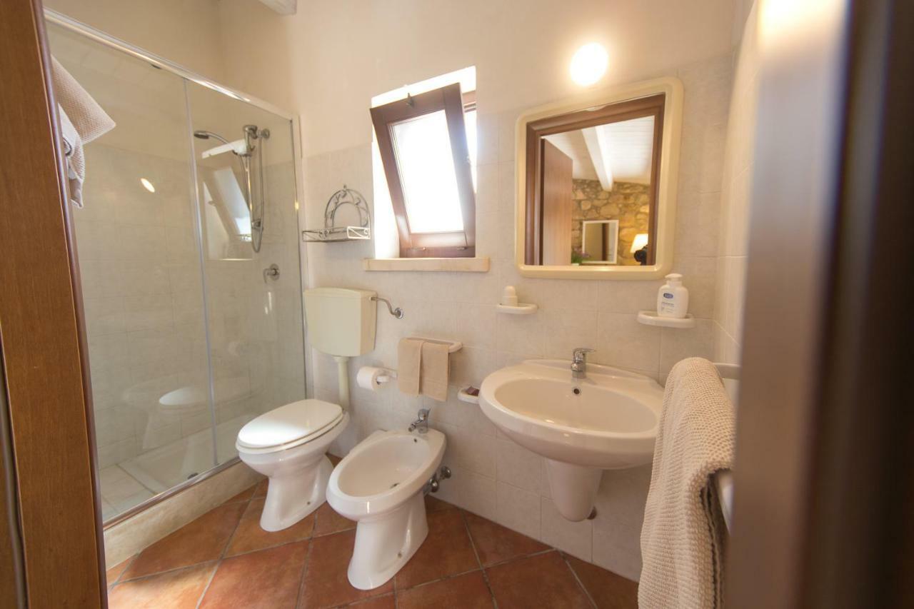 Casale Del Coccio Guest House Scicli Luaran gambar